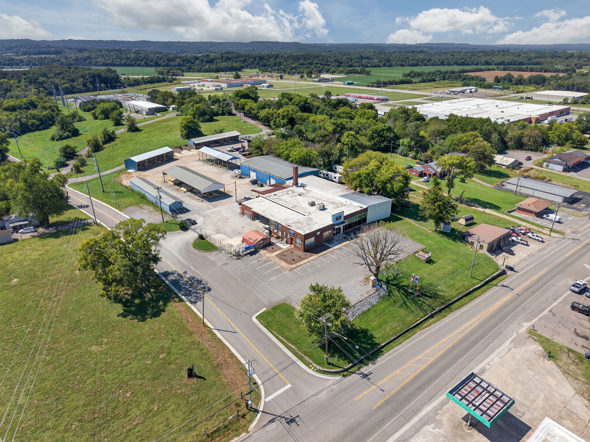 1404 Washington St, W Fayetteville TN 37334