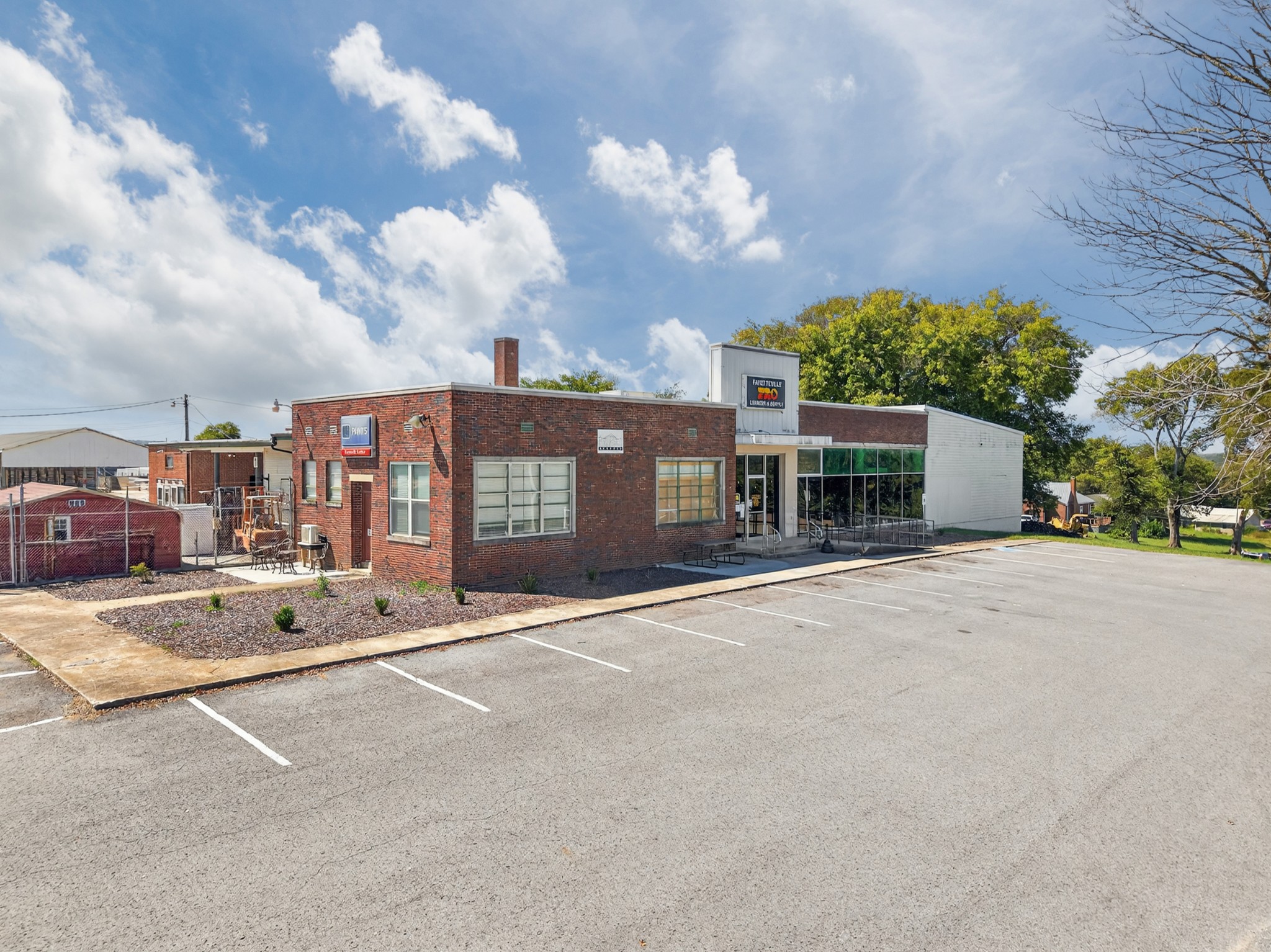 1404 Washington St, W Fayetteville TN 37334