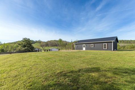 448 Duncan Circle Lobelville TN 37097
