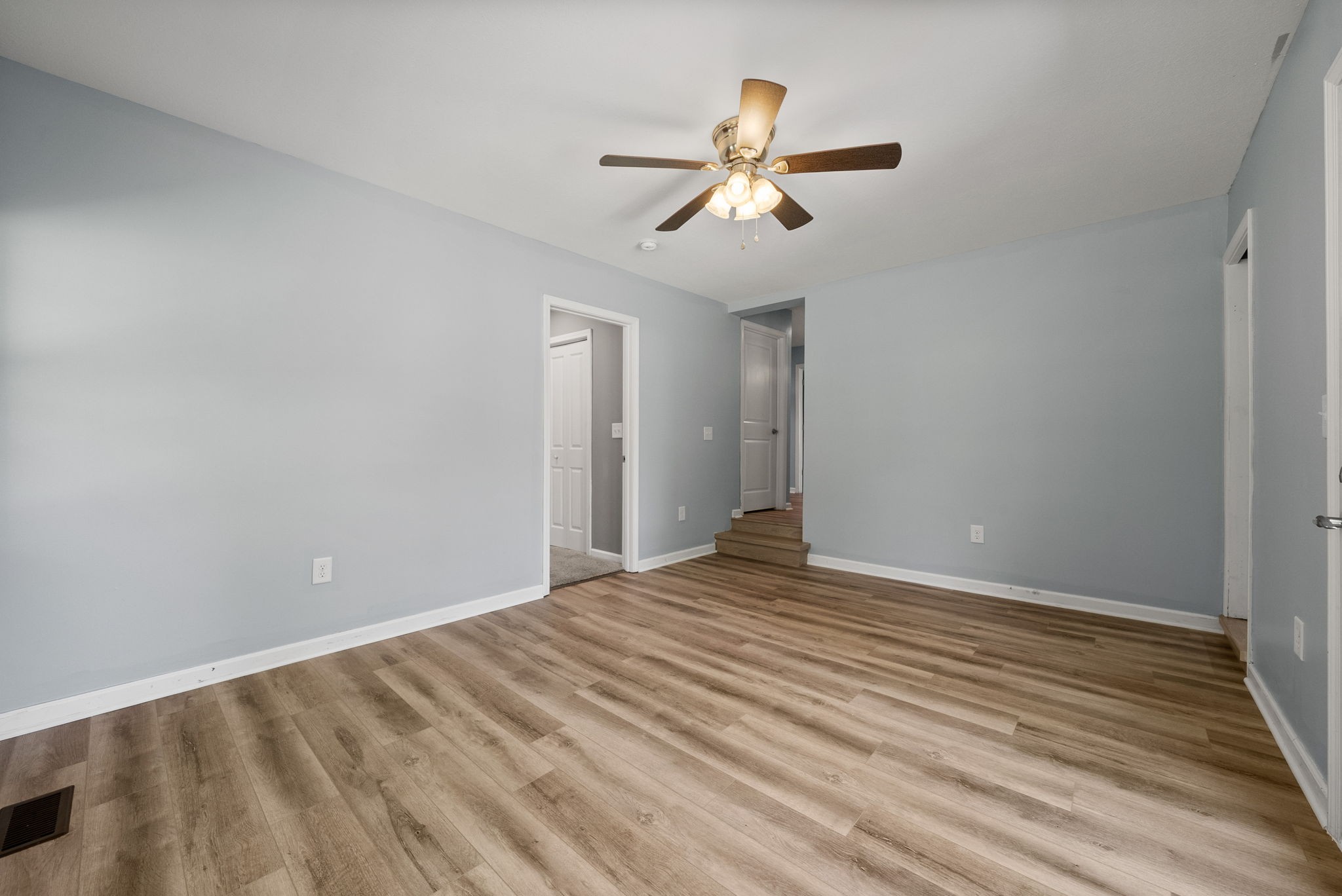 1561 Woodlawn Road Clarksville TN 37042