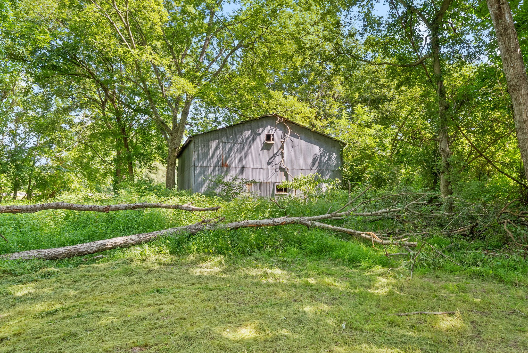1561 Woodlawn Road Clarksville TN 37042