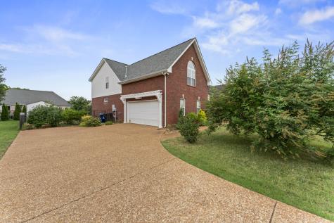 205 Red Jacket Trace Murfreesboro TN 37127