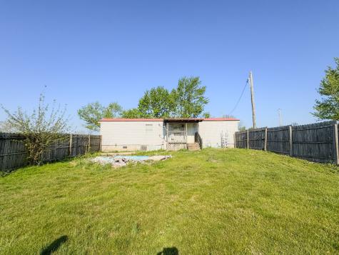 2634 Pleasant Grove Road Westmoreland TN 37186