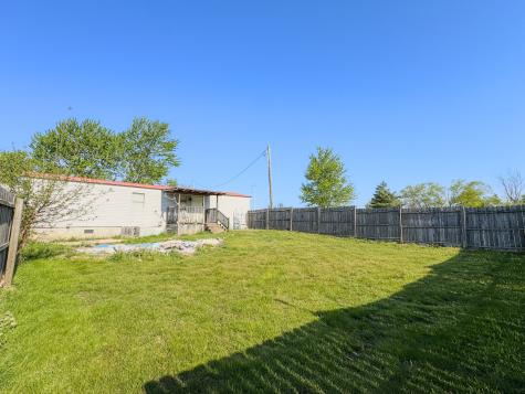 2634 Pleasant Grove Road Westmoreland TN 37186