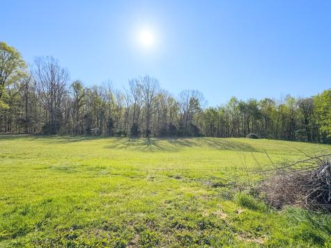 2634 Pleasant Grove Road Westmoreland TN 37186