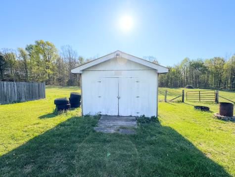 2634 Pleasant Grove Road Westmoreland TN 37186