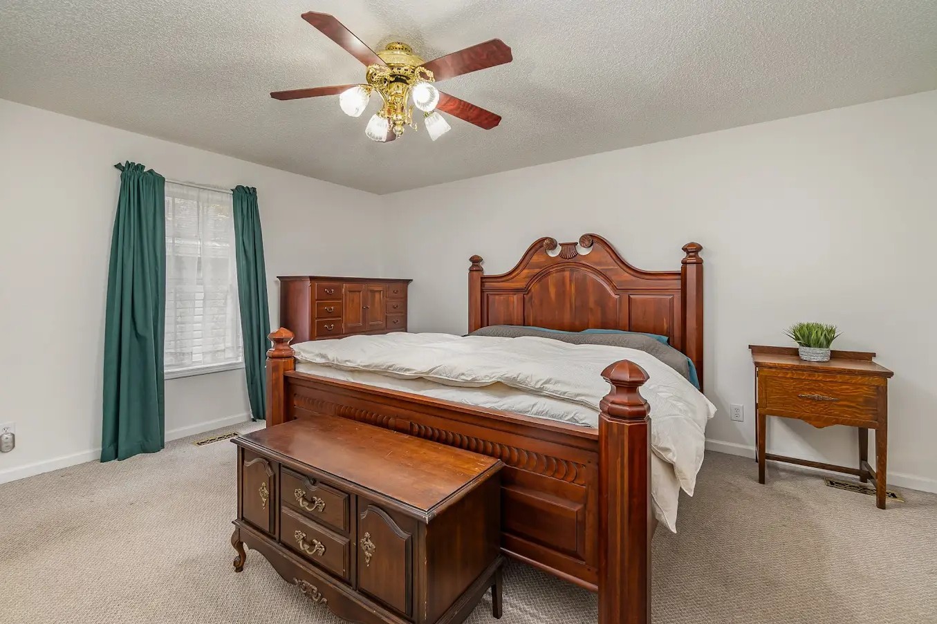 298 Tobacco Road Clarksville TN 37042