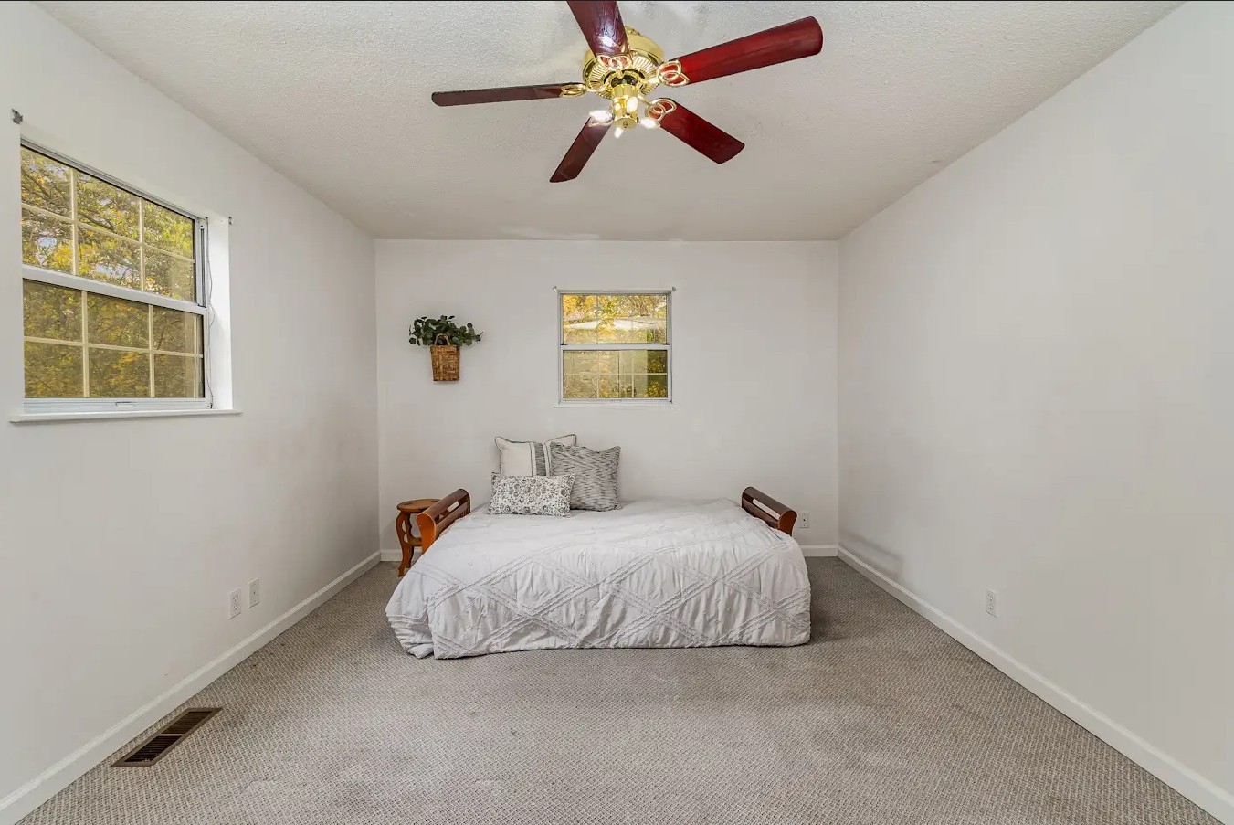298 Tobacco Road Clarksville TN 37042