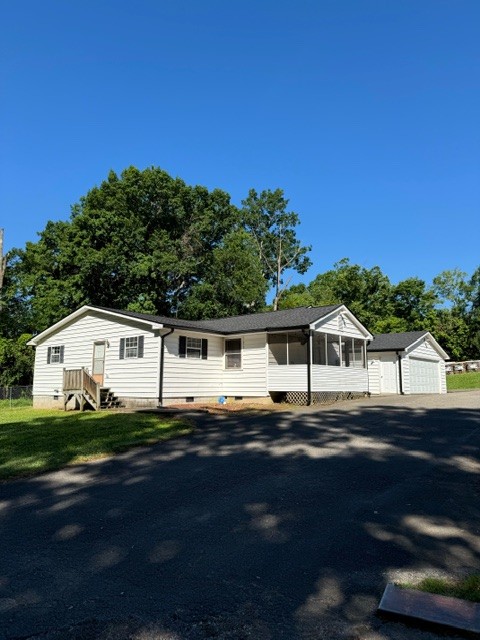 298 Tobacco Road Clarksville TN 37042