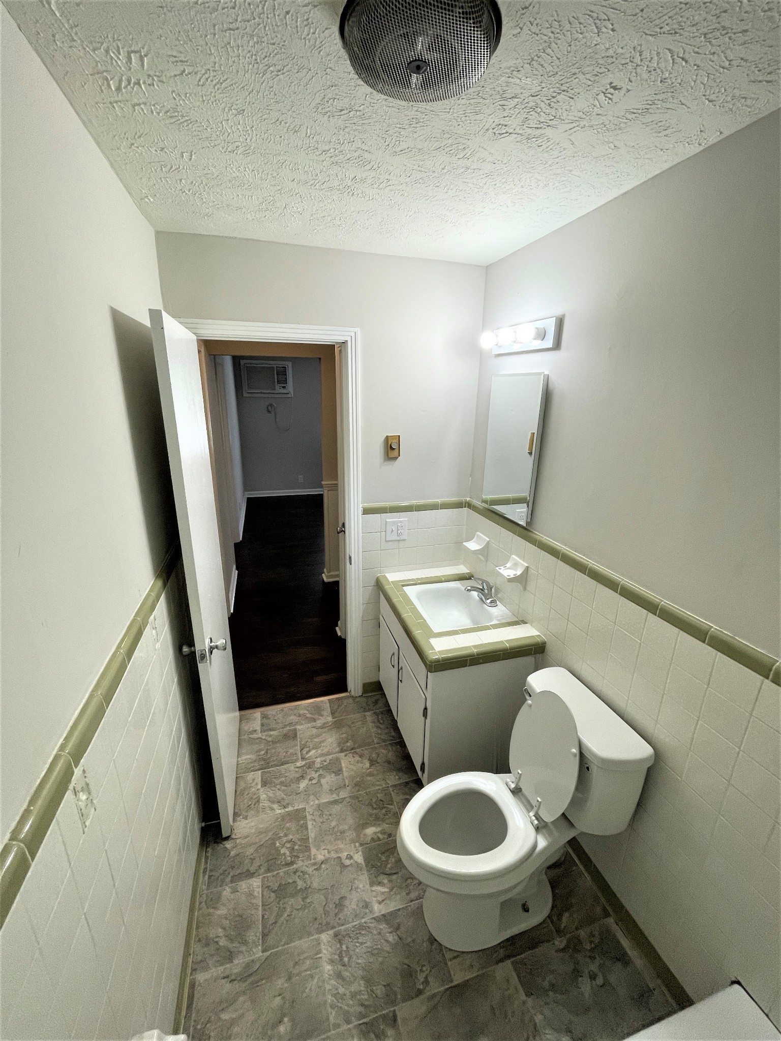 408 Martha Lane Clarksville TN 37043