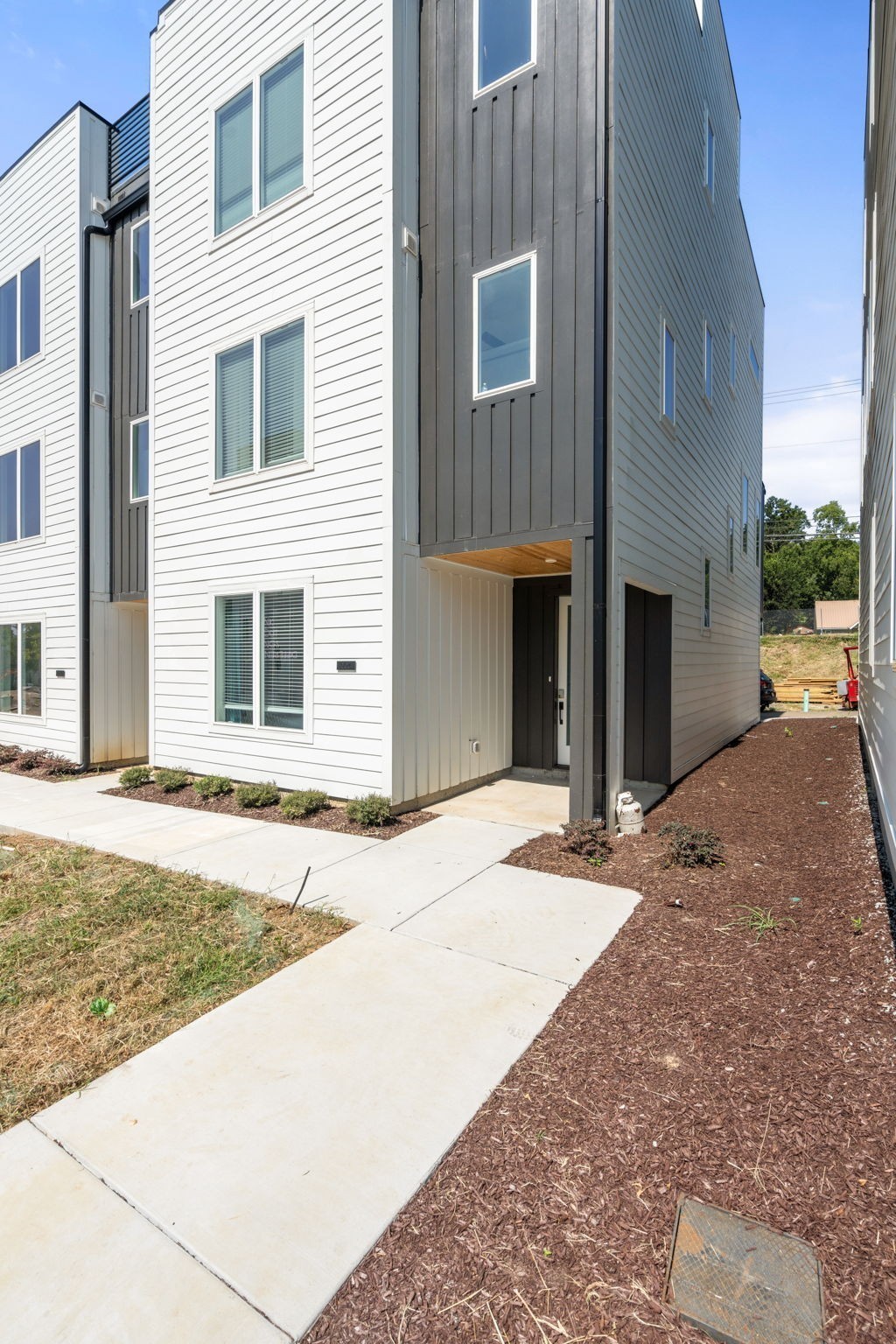 504 Cliff Circle Nashville TN 37218