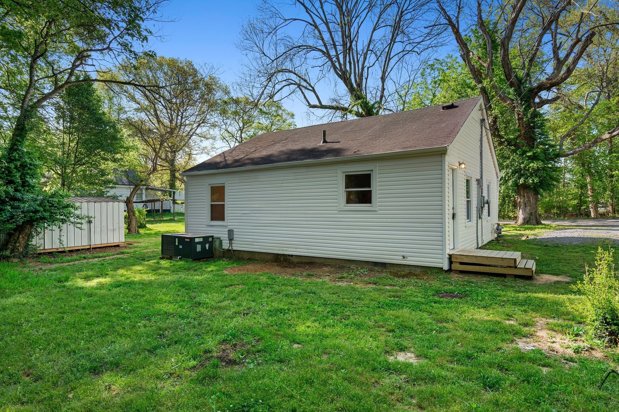 705 Williams Lane Clarksville TN 37040