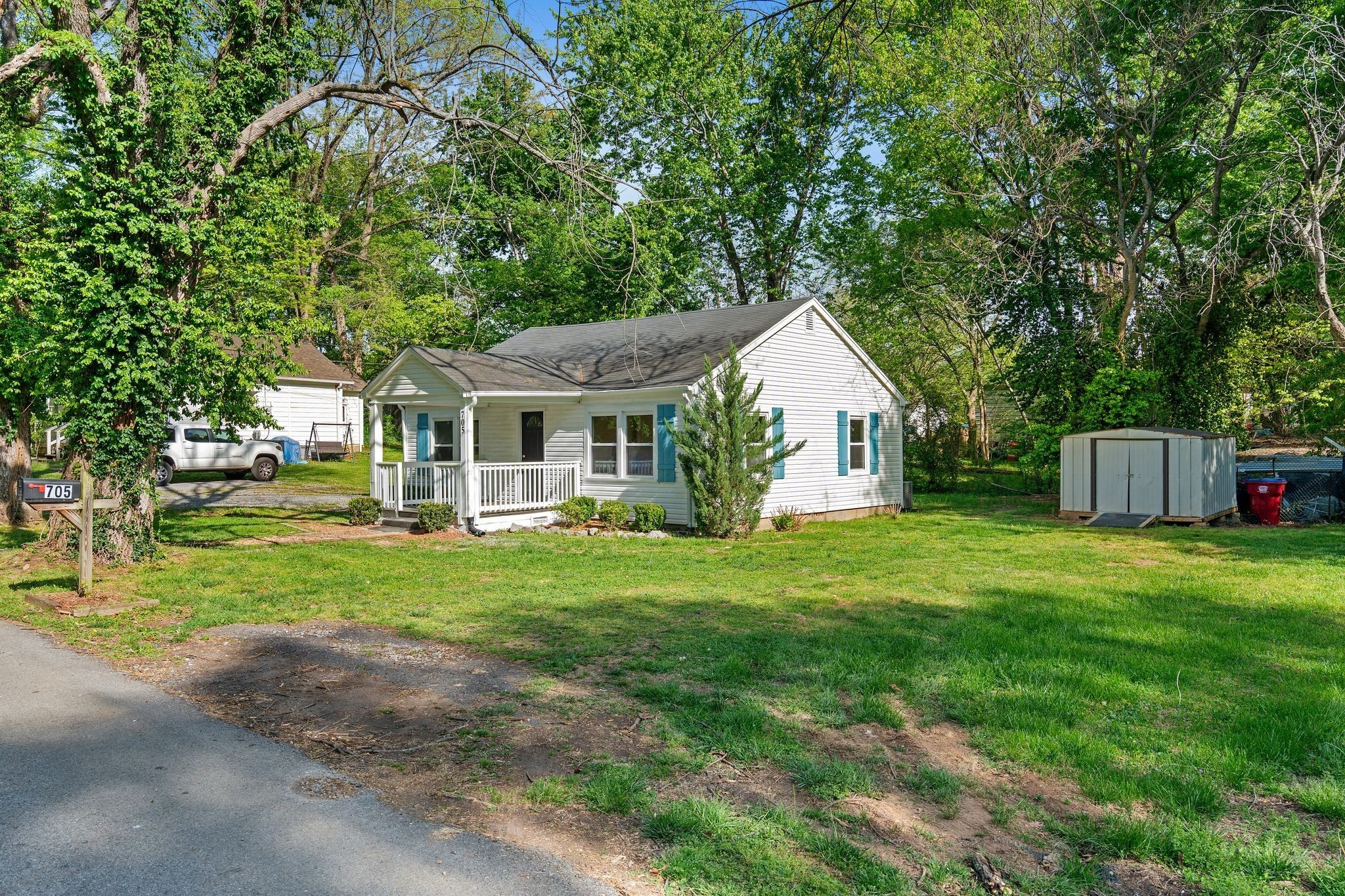 705 Williams Lane Clarksville TN 37040