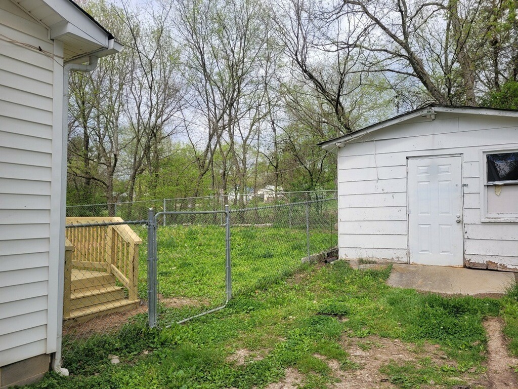 124 Meadowbrook Drive Woodbury TN 37190