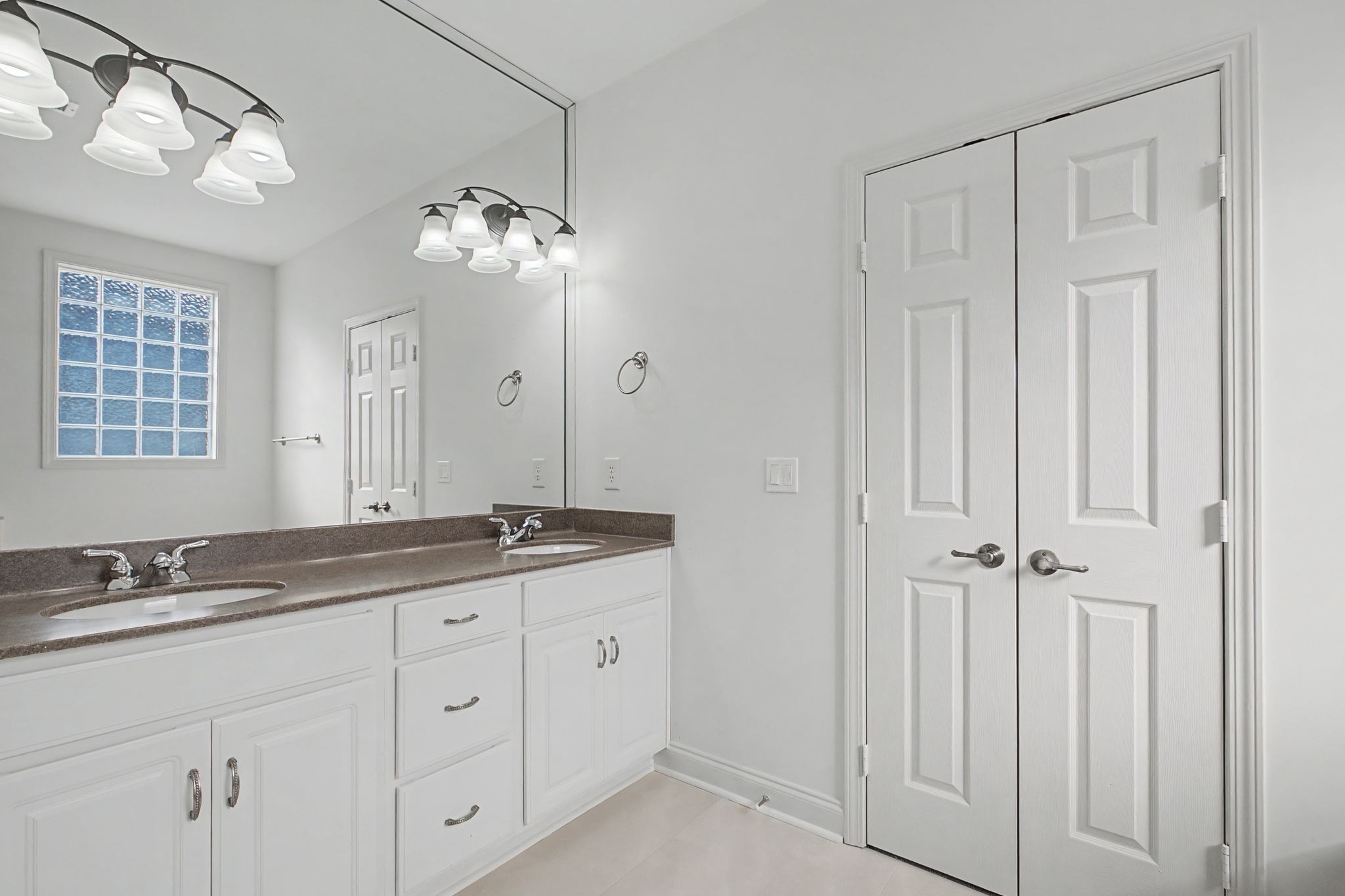 1124 Chickadee Circle Hermitage TN 37076
