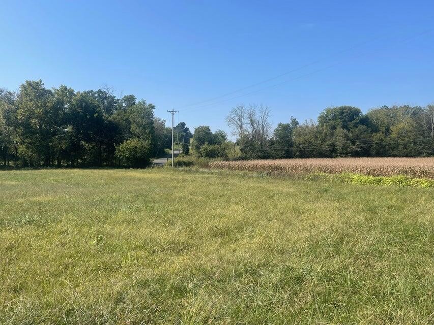 12 Upper East Valley Pikeville TN 37367