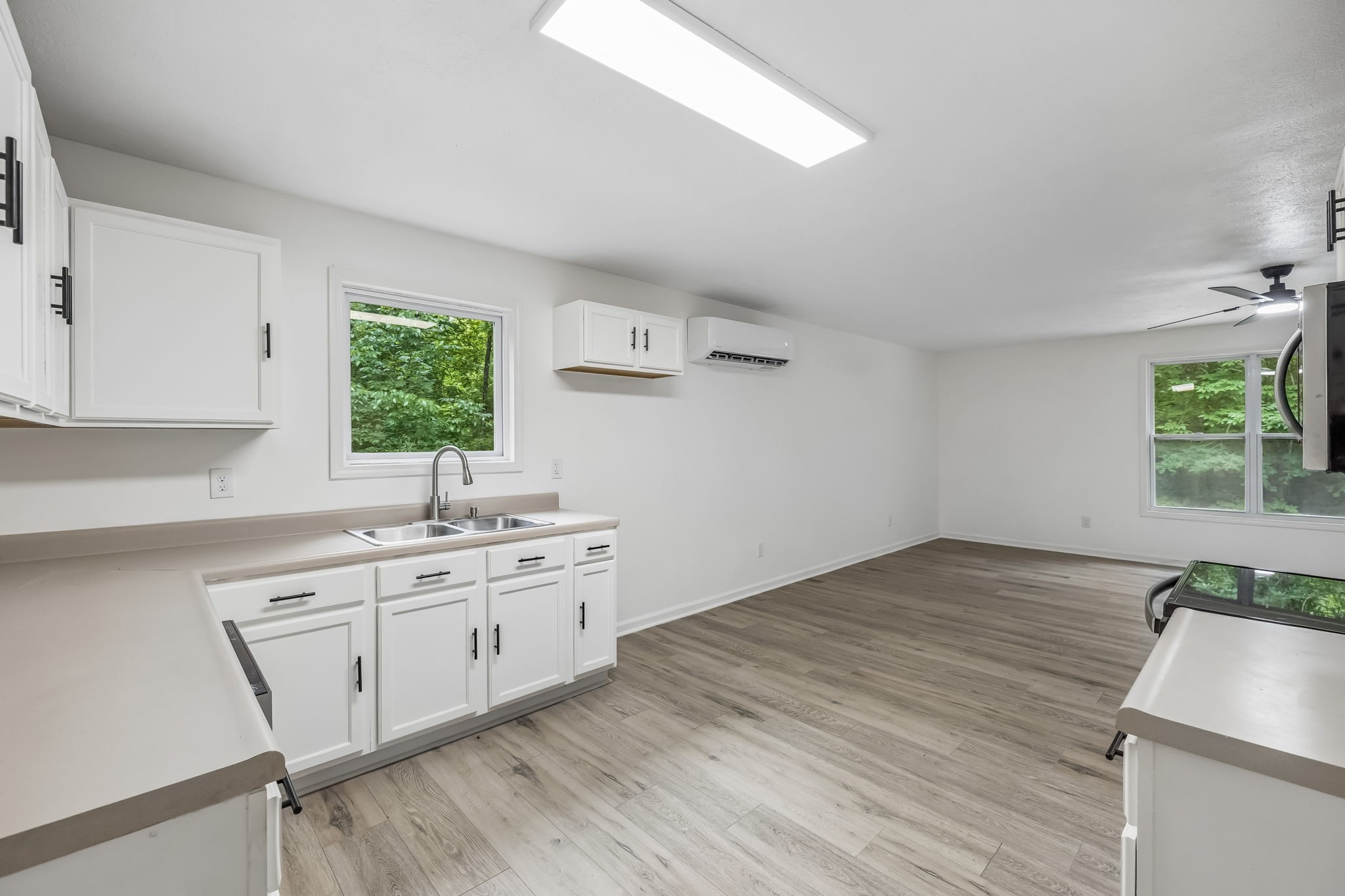 25 Stirling Road Camden TN 38320
