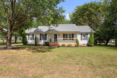 2402 Sawmill Street Murfreesboro TN 37128