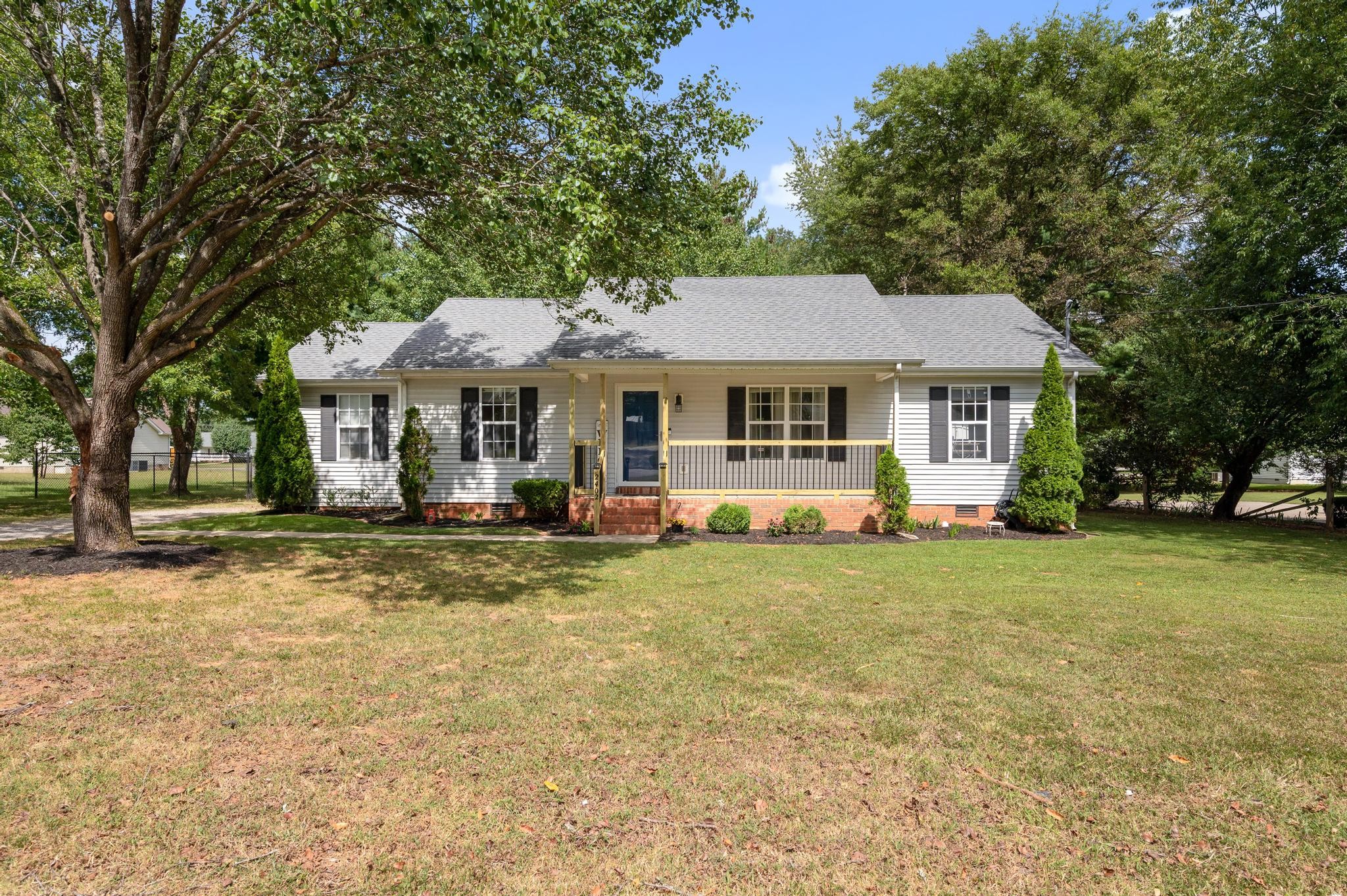 2402 Sawmill Street Murfreesboro TN 37128