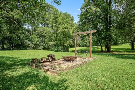 295 Brown Road Castalian Springs TN 37031