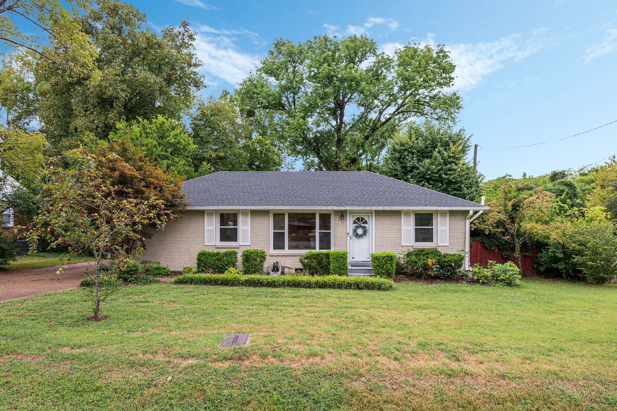 571 Highcrest Drive Nashville TN 37211