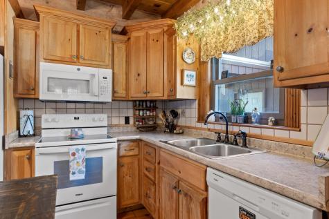 3382 Back Valley Road Trenton GA 30752