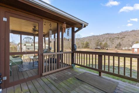 3382 Back Valley Road Trenton GA 30752