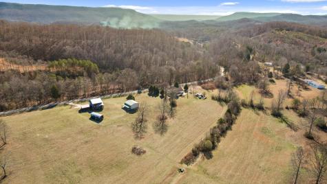 3382 Back Valley Road Trenton GA 30752