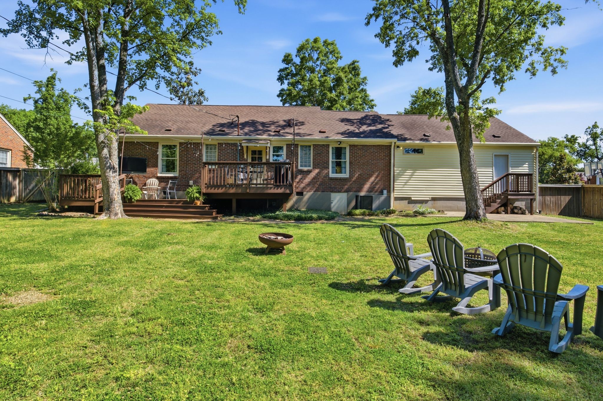 5621 Knob Road Nashville TN 37209