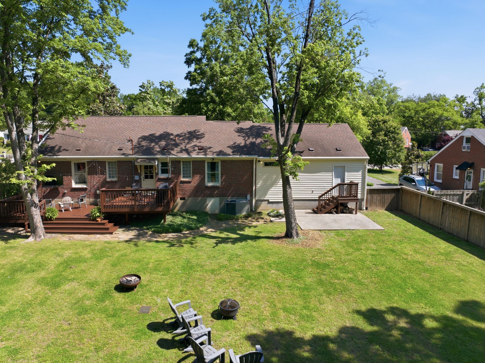 5621 Knob Road Nashville TN 37209