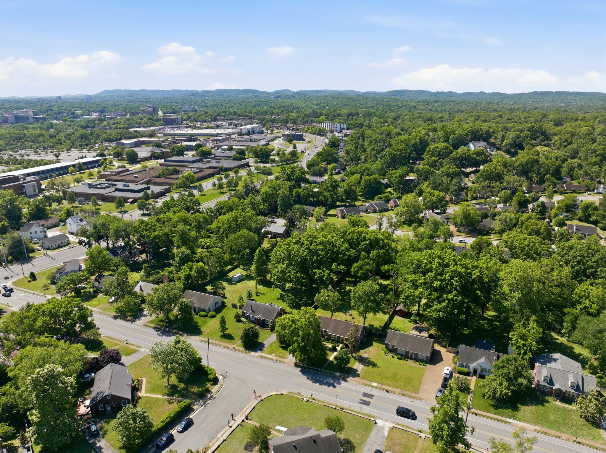 5621 Knob Road Nashville TN 37209