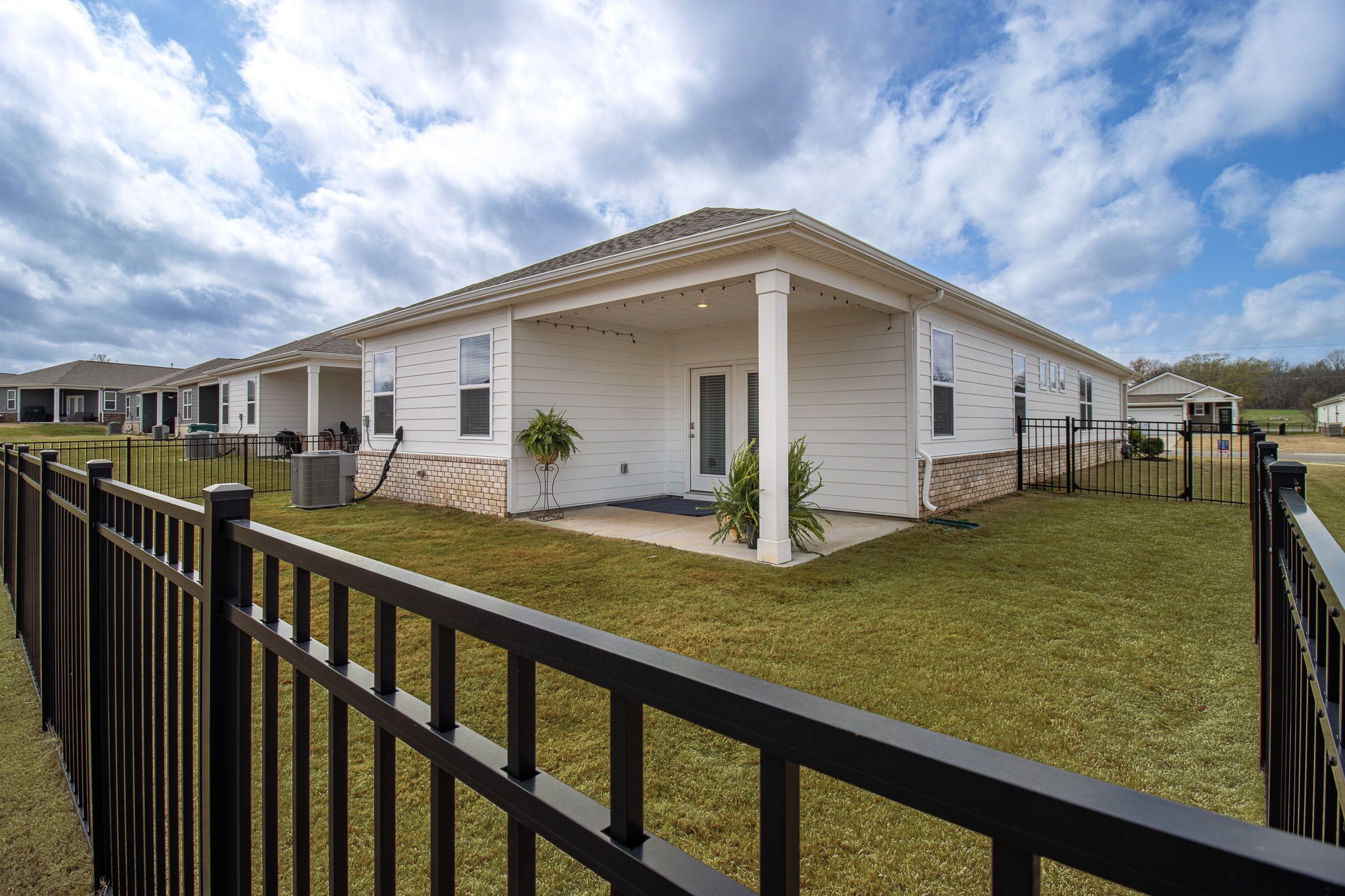 2405 Quinn Drive White House TN 37188