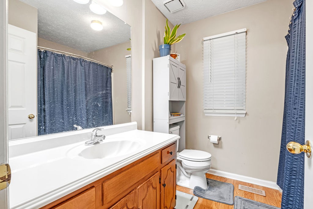 102 Oak Leaf Drive Hendersonville TN 37075