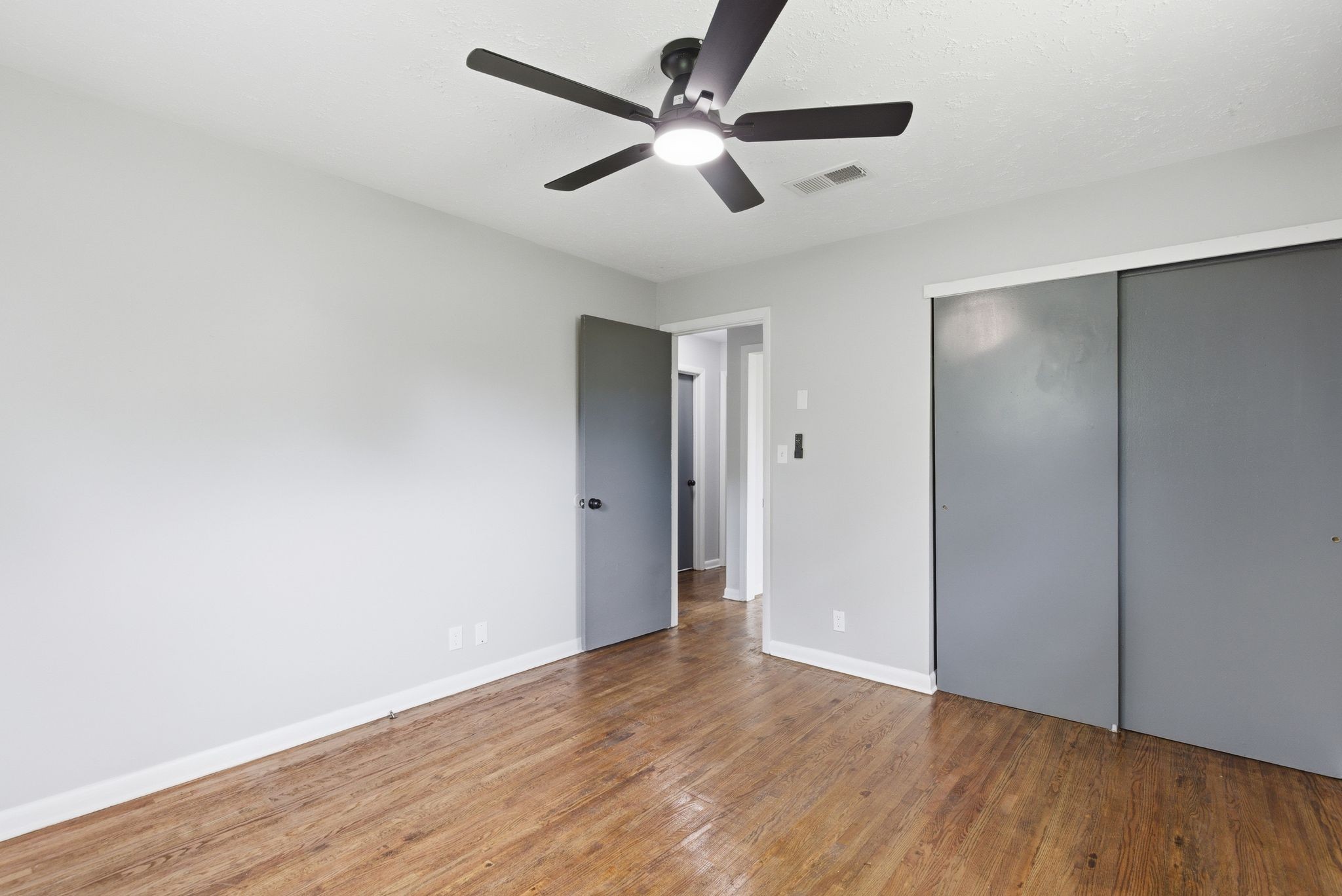 13 Charlemagne Boulevard Clarksville TN 37042