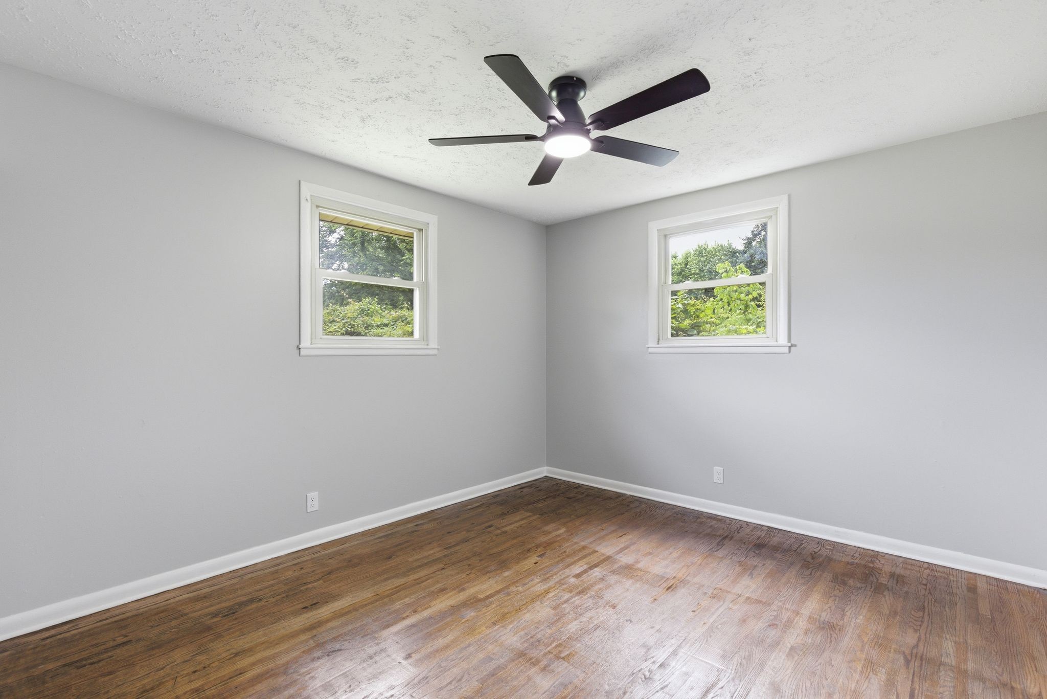 13 Charlemagne Boulevard Clarksville TN 37042