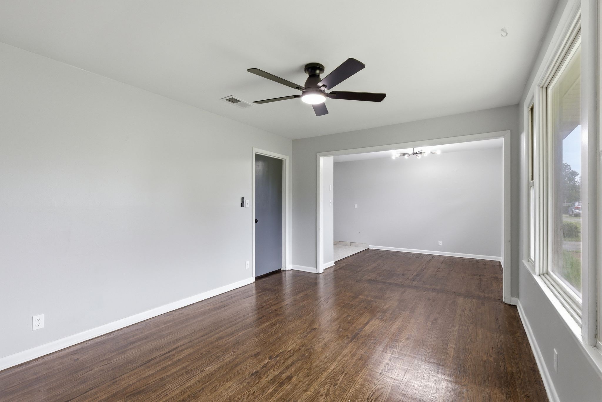 13 Charlemagne Boulevard Clarksville TN 37042