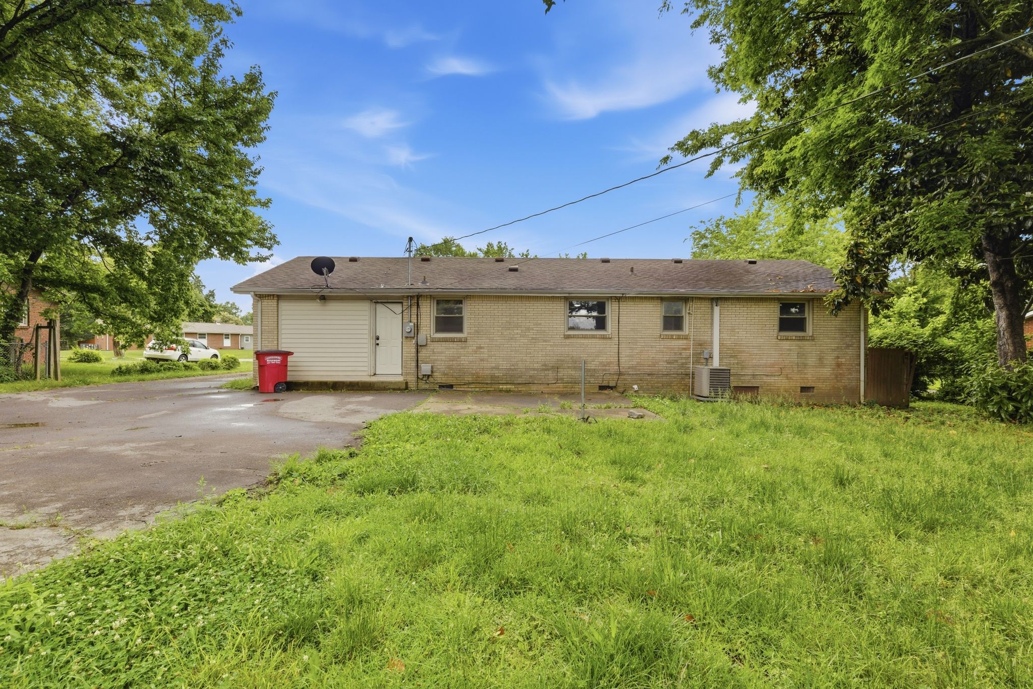 13 Charlemagne Boulevard Clarksville TN 37042