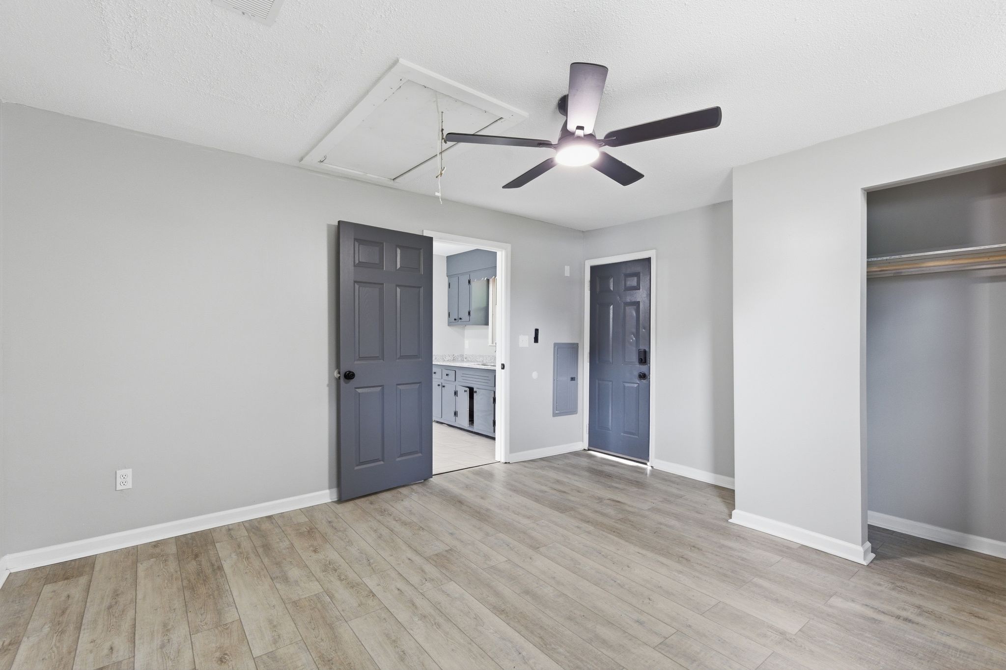 13 Charlemagne Boulevard Clarksville TN 37042