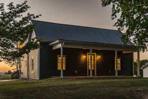 129 S Cedar Street Cross Plains TN 37049