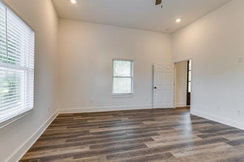 129 S Cedar Street Cross Plains TN 37049