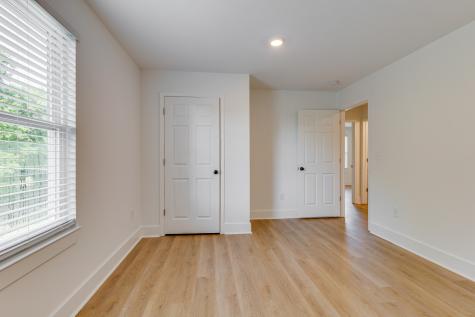 129 S Cedar Street Cross Plains TN 37049