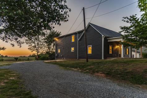 129 S Cedar Street Cross Plains TN 37049