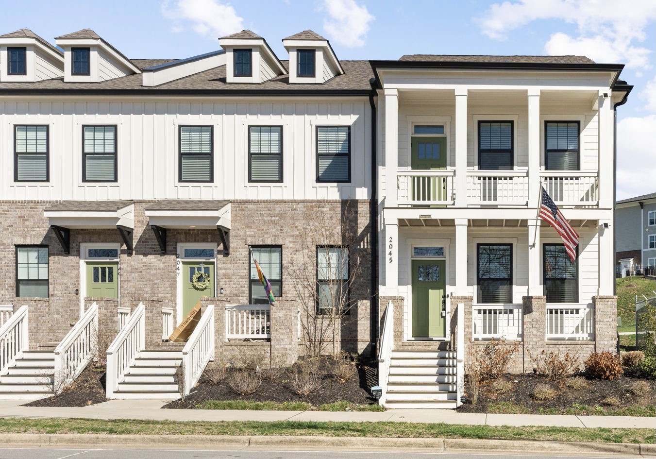 2045 Oakwood Avenue Nashville TN 37207
