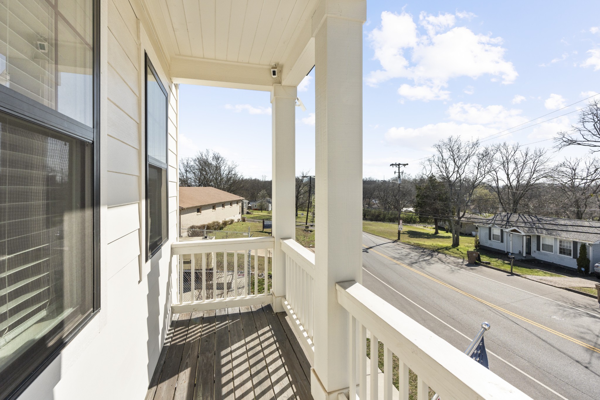 2045 Oakwood Avenue Nashville TN 37207