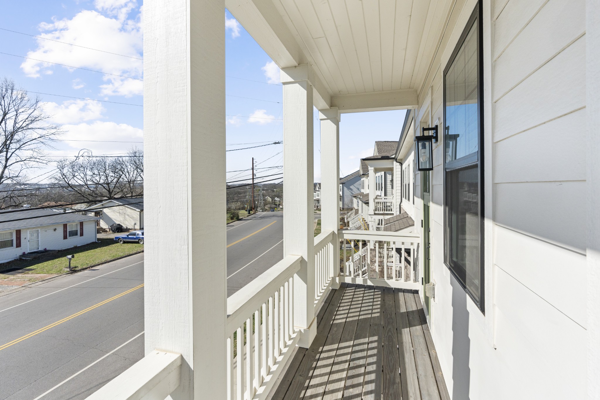2045 Oakwood Avenue Nashville TN 37207