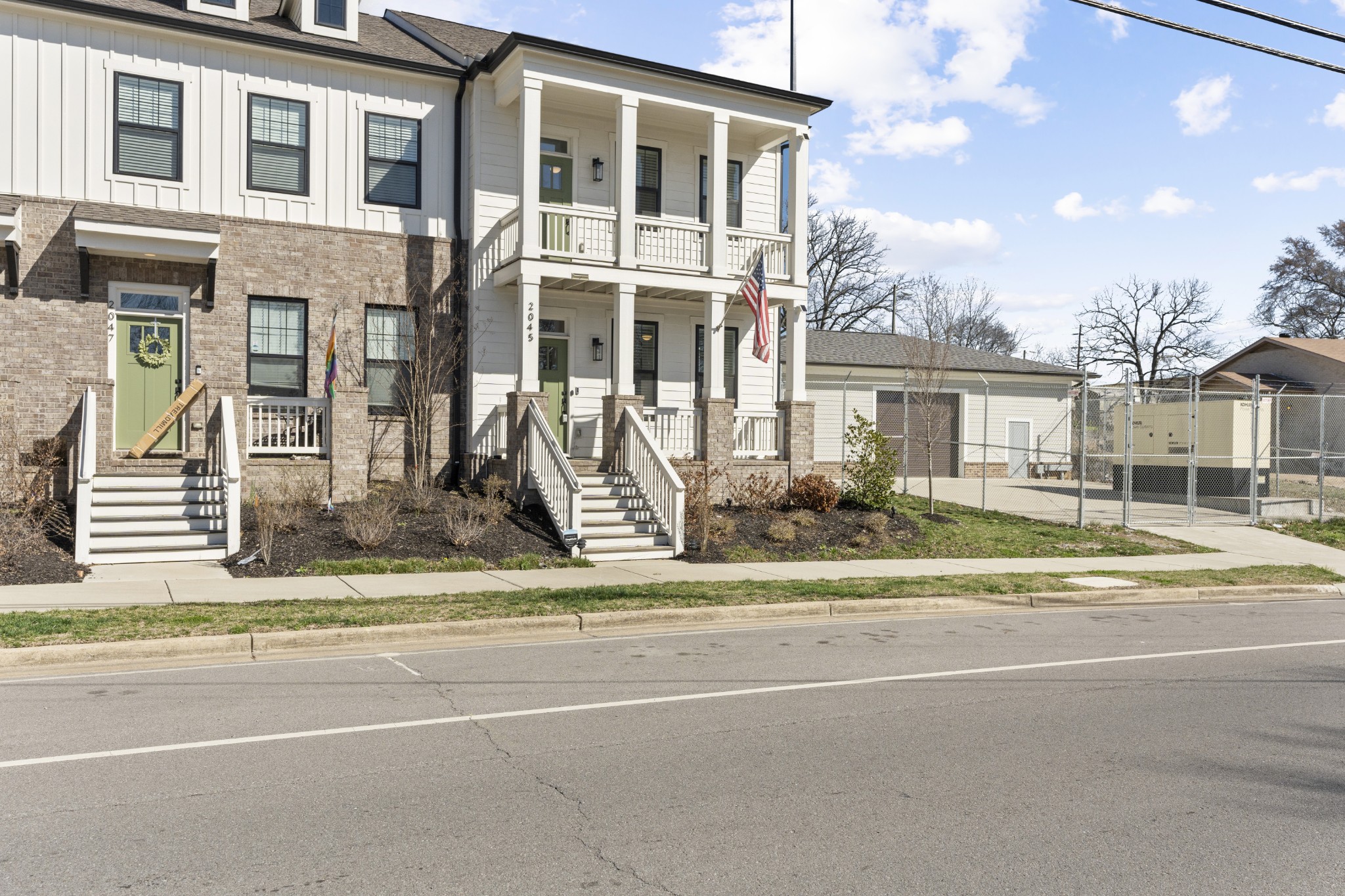 2045 Oakwood Avenue Nashville TN 37207