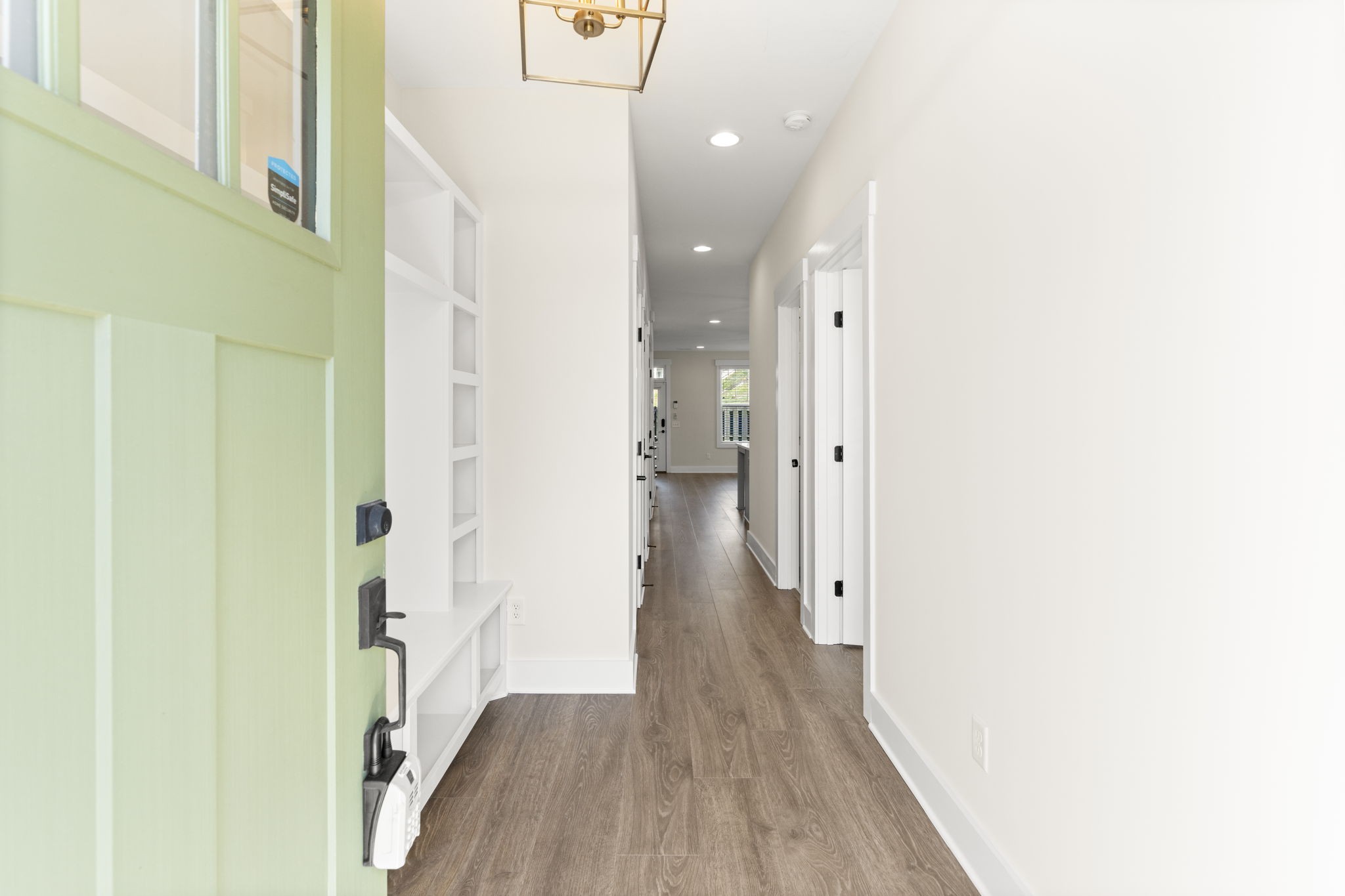 2045 Oakwood Avenue Nashville TN 37207