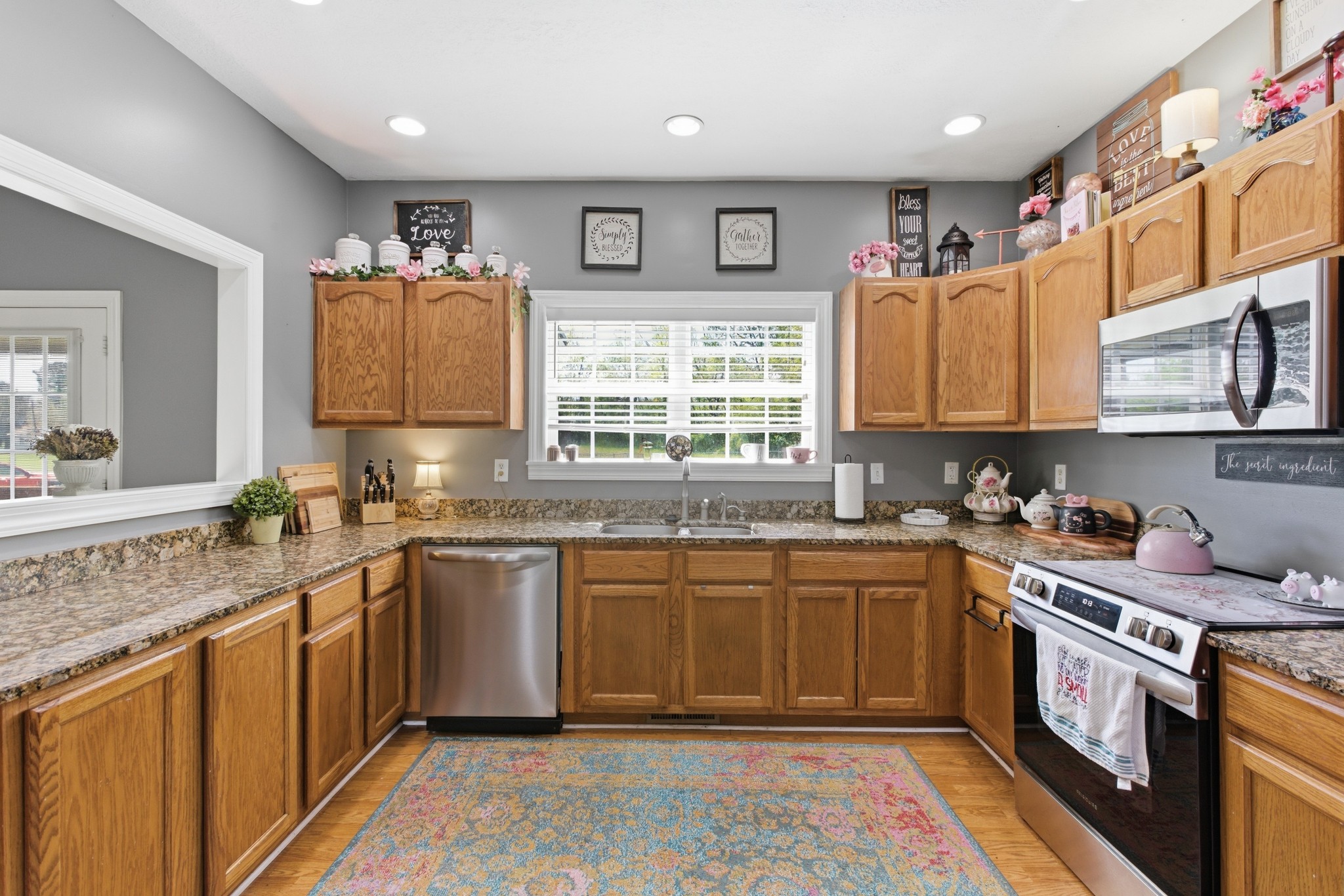 435 Long St, W Mc Ewen TN 37101