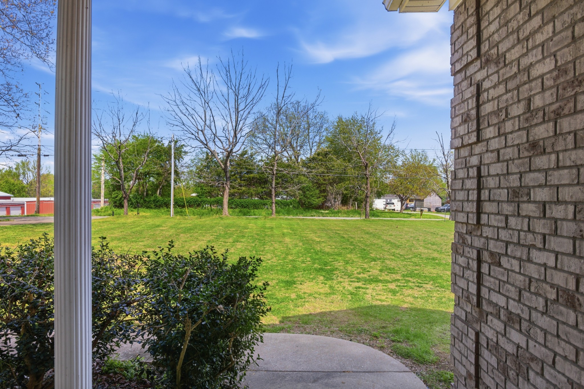435 Long St, W Mc Ewen TN 37101