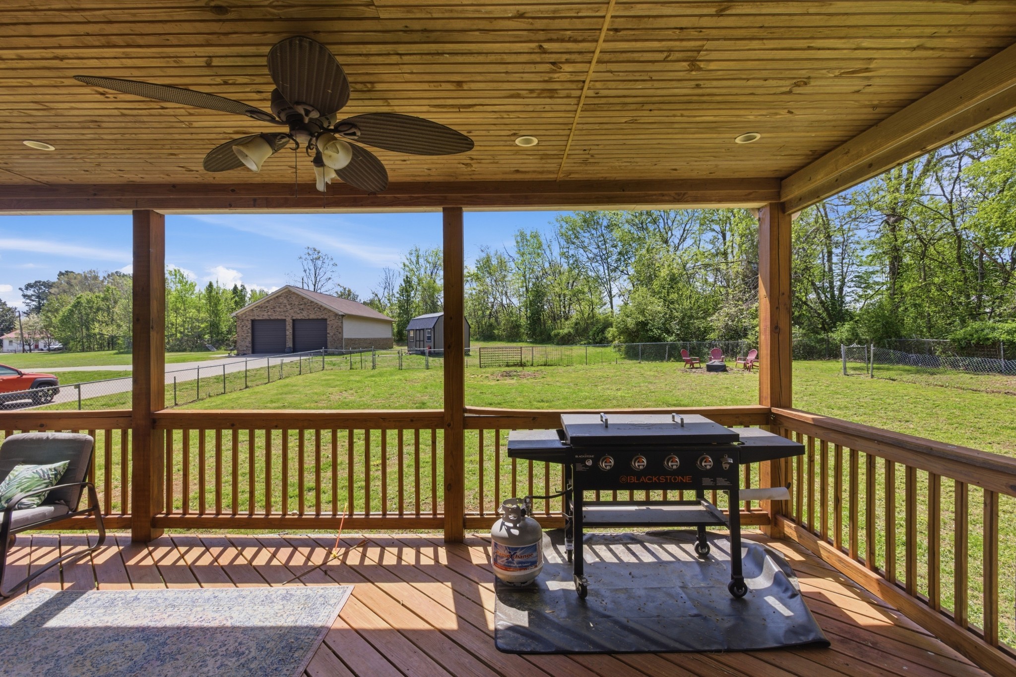 435 Long St, W Mc Ewen TN 37101